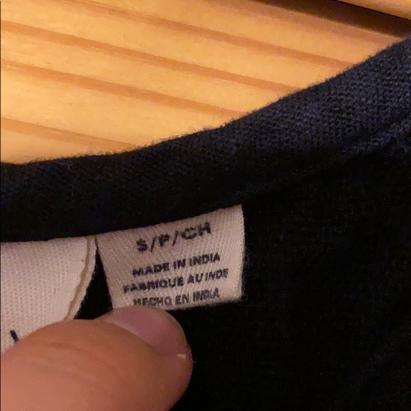 Roxy Razorback Tank!🖤🖤 - Picture 4 of 5